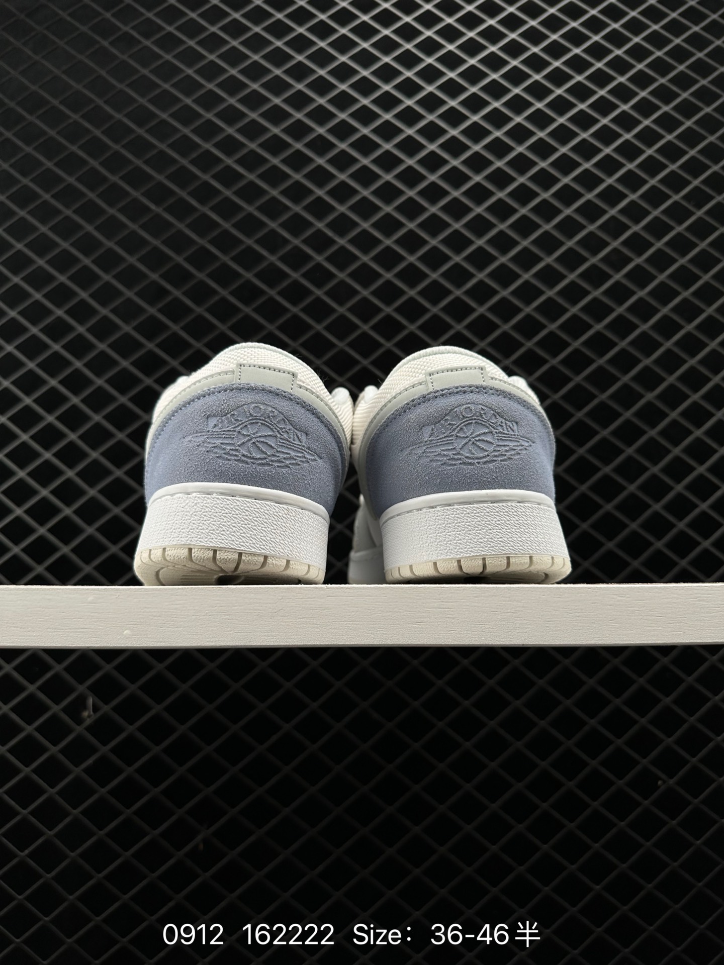 Air Jordan 1 Low SE”Vintage Blue“